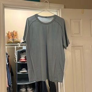 Lululemon T-shirt